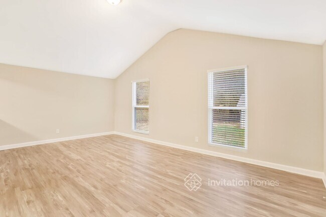 Foto del edificio - 5726 S Quail Dr