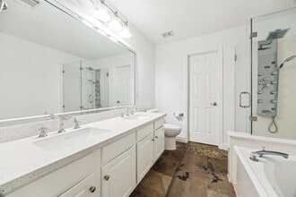 Building Photo - 227 Blushwood Pl