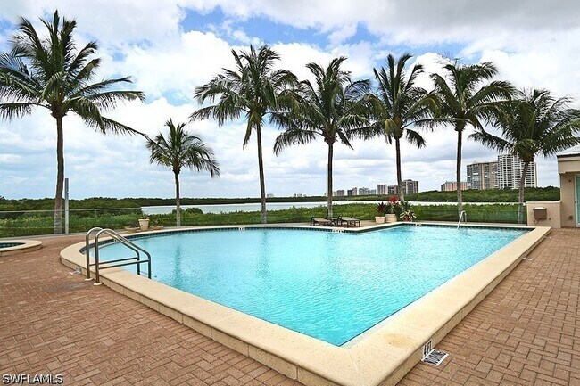 Foto del edificio - 60 Seagate Dr