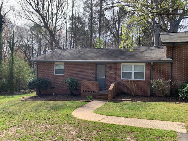 Building Photo - 6808 Ray Rd