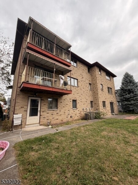 Foto del edificio - 29 La Salle Ave