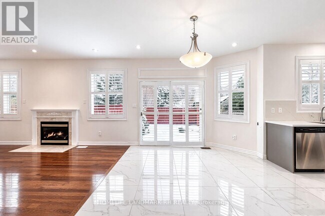 Building Photo - 5 Victoria Wood Ave