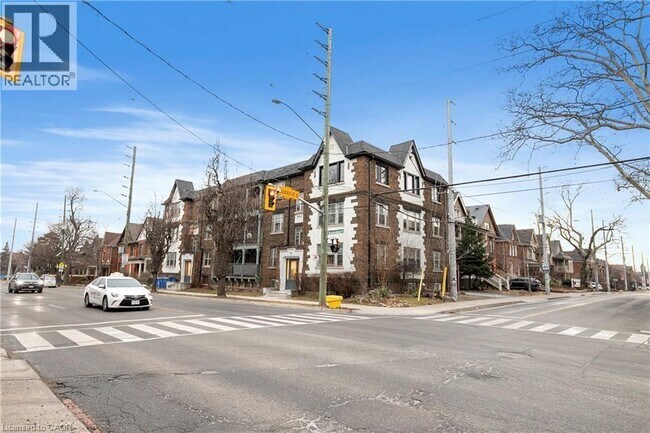 Building Photo - 316 Aberdeen Ave