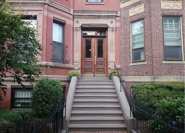 Building Photo - 127 Marlborough St