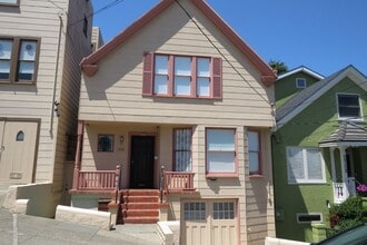 Building Photo - 1714 Castro St