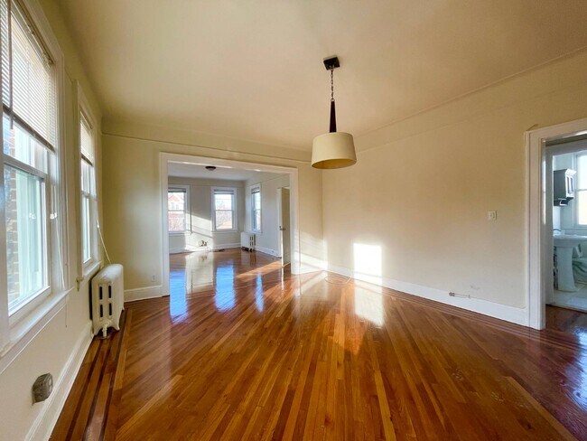 Foto del edificio - 215-34 36th Ave