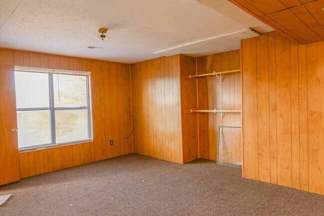 Building Photo - 2203 Weathered Rock Rd