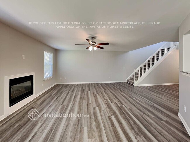 Foto del edificio - 4232 Devonbridge Ln