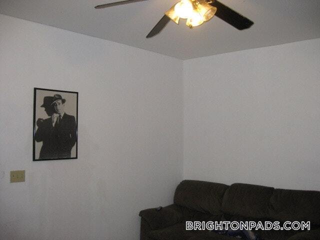 Building Photo - 33 Egremont Rd