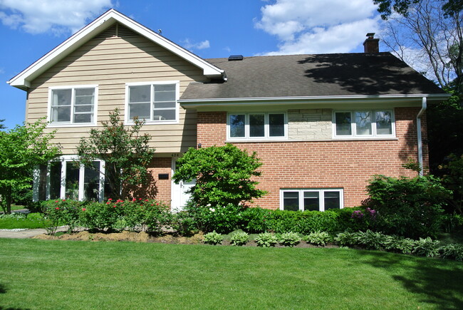 Front-2 - 426 Locust Rd