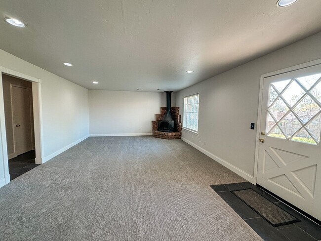 Building Photo - Charm and Comfort in Edmond: Your Dream 3 ...