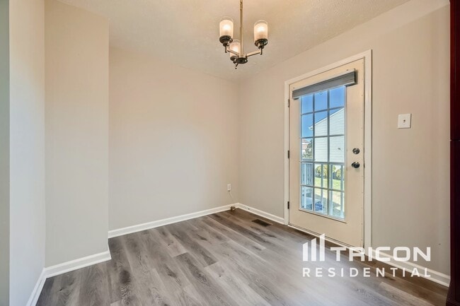 Foto del edificio - 3644 Derby Shire Cir