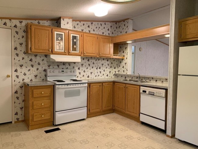 Building Photo - 1022 Oak Manor Dr