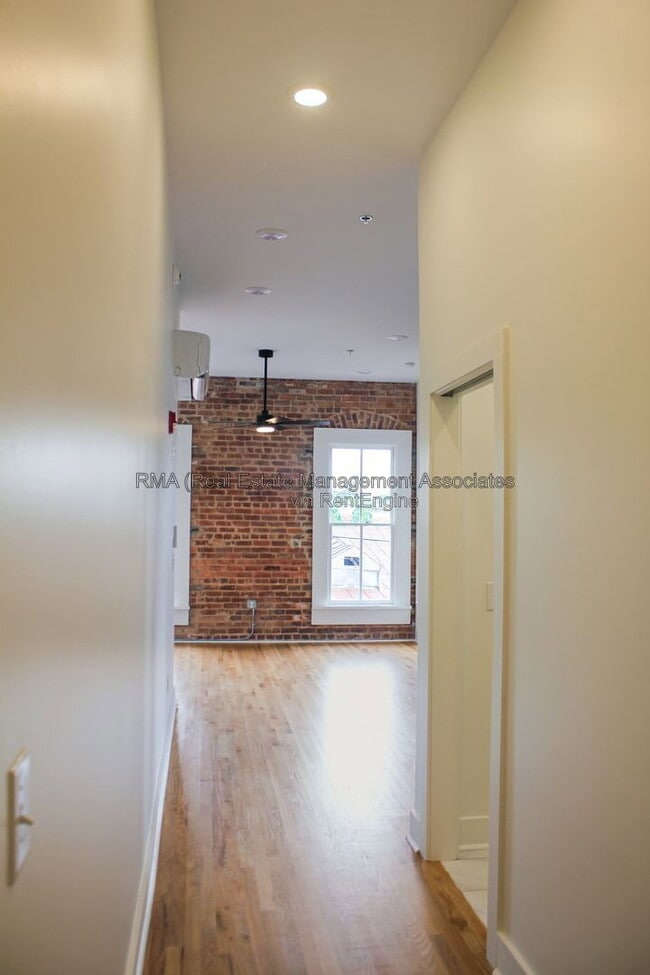 Building Photo - 6 Zebulon Street