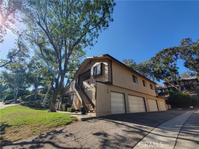 Building Photo - 21705 Laurelrim Dr