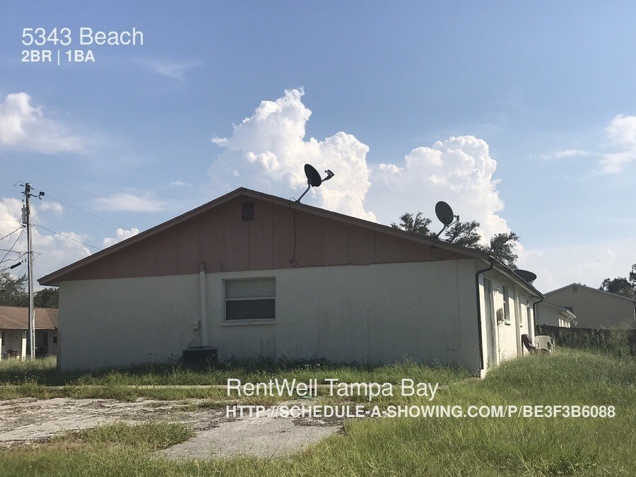 Building Photo - 5343 Beach St