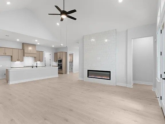 Foto del edificio - 17308 Hope Bergman Rd