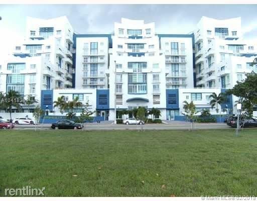 Foto del edificio - 7601 Collins Ave