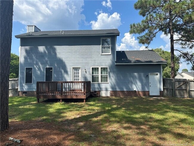 Building Photo - 3545 Chaucer Dr