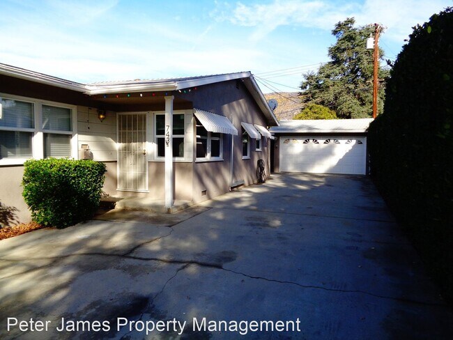 Foto del edificio - 3 br, 1 bath House - 743 Foothil Blvd