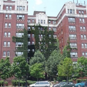 Primary Photo - 25 E Palmer St