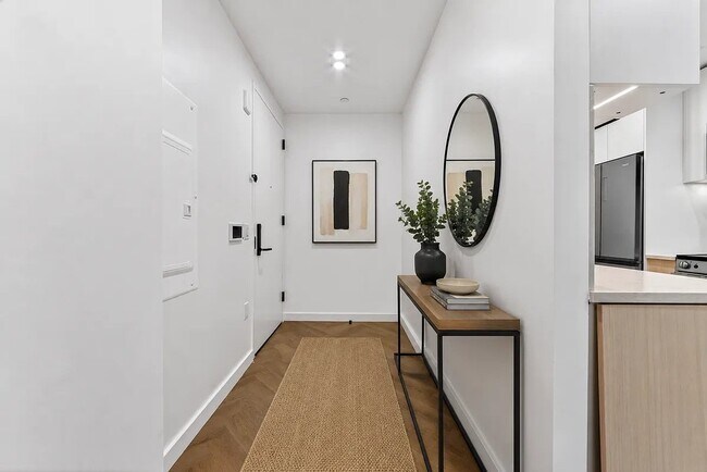 Building Photo - 104 Fleet Pl
