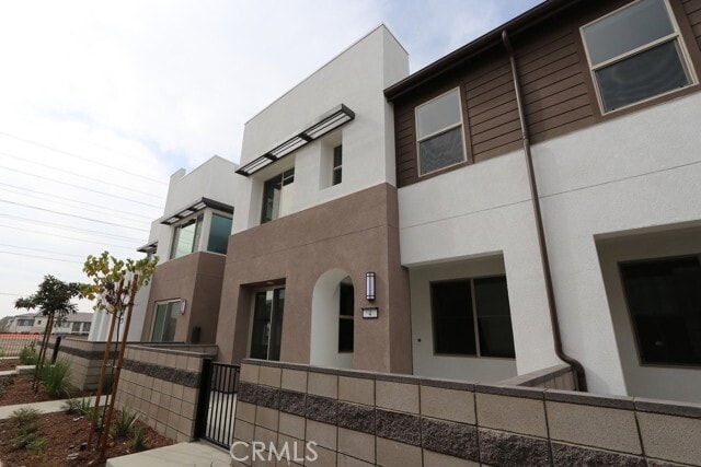 Building Photo - 3520 E Peckham Paseo
