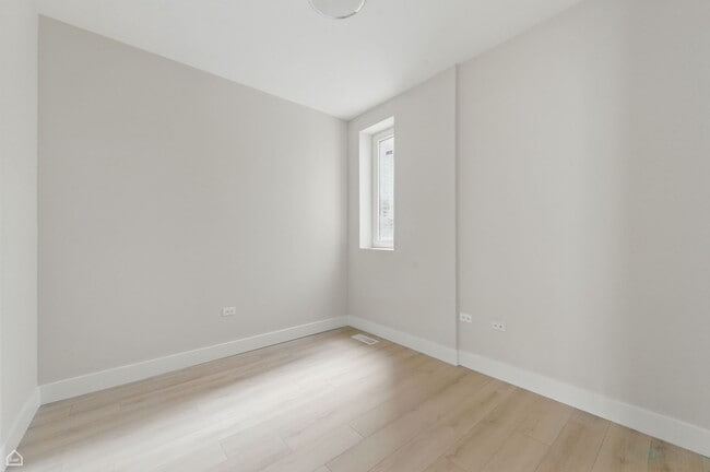 Unit 202 - 3045 W Irving Park Rd