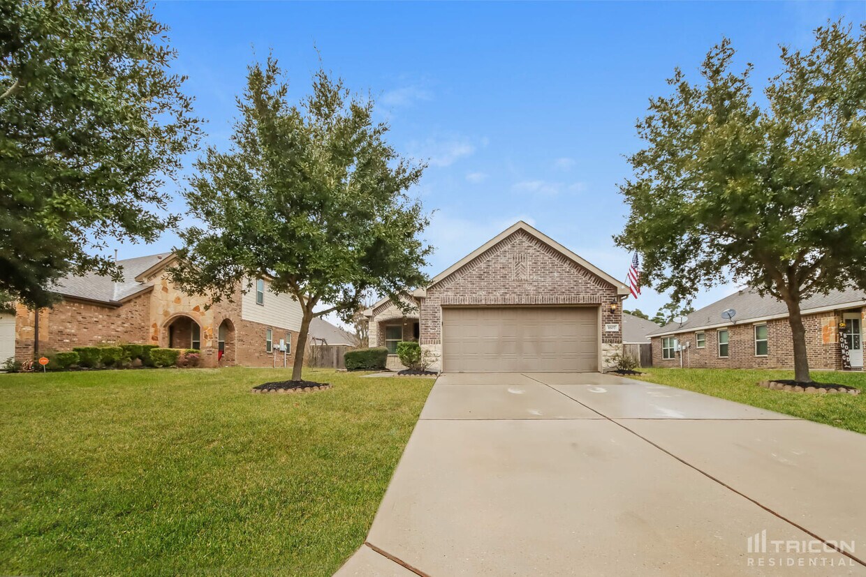 Primary Photo - 1607 Hickory Burl Ln