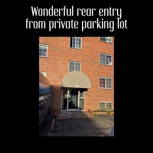 Foto del edificio - 12 Woodland St