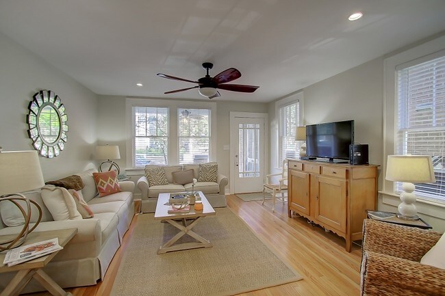 Foto del edificio - Downtown Charleston Rental Investment