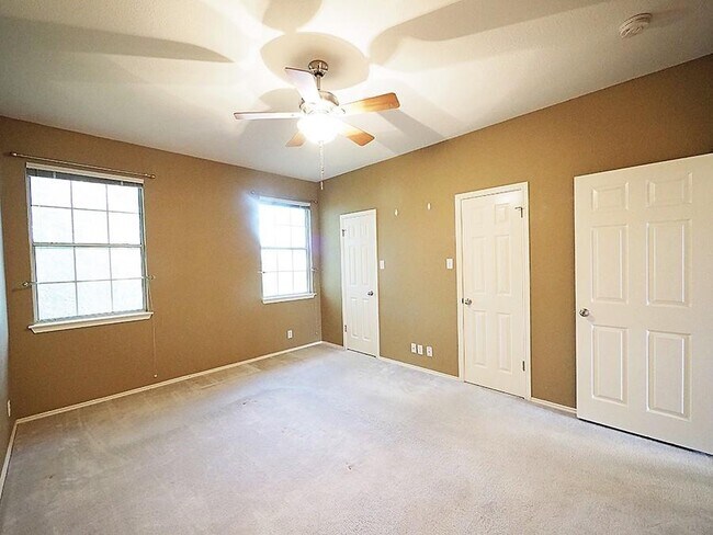 Foto del edificio - 12401 Los Indios Trail