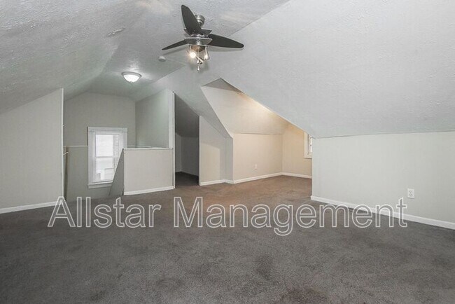 Building Photo - 3780 Lowell Rd