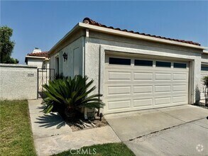 Building Photo - 22342 Estallens