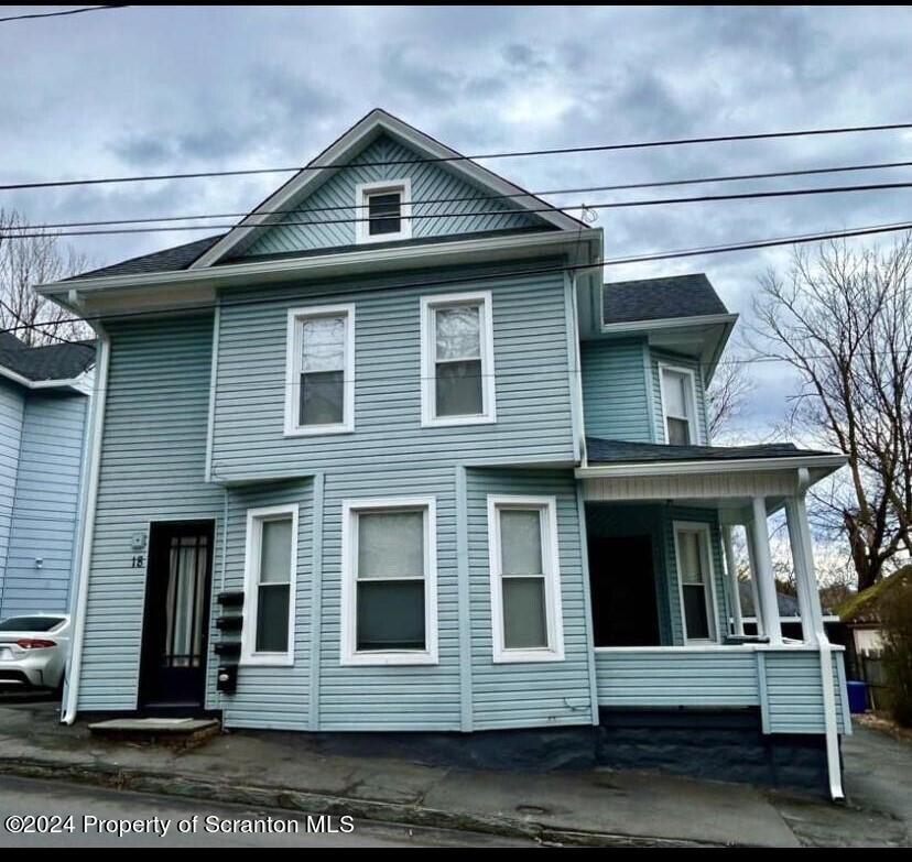 Primary Photo - 18 Canaan St