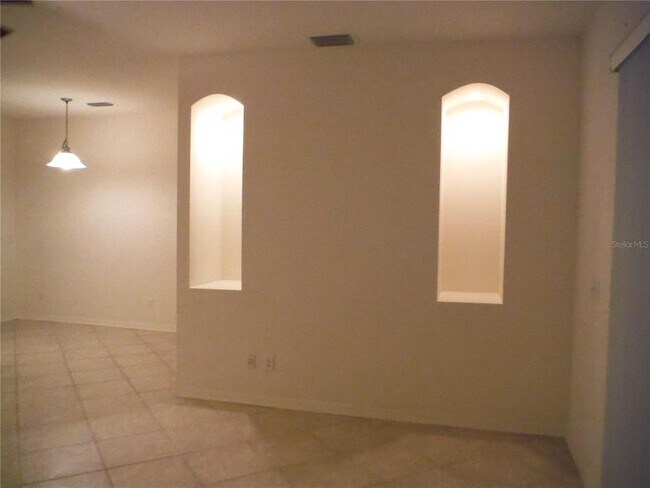 Foto del edificio - 6103 Whimbrelwood Dr