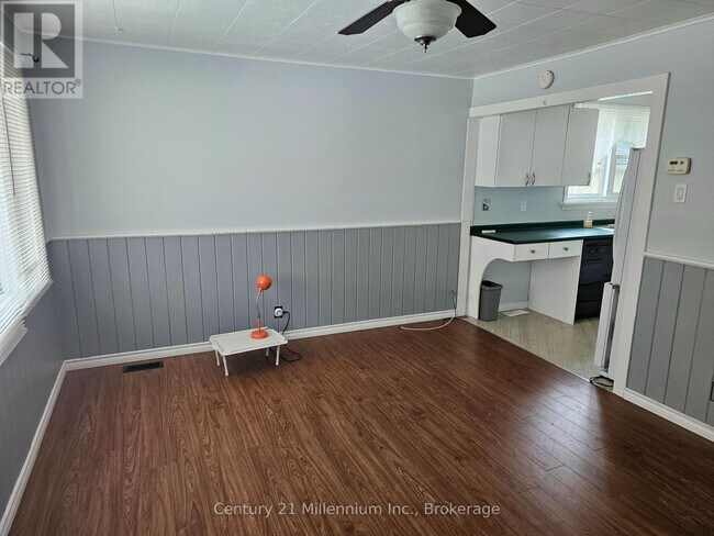 Photo du bâtiment - 475 Hurontario St