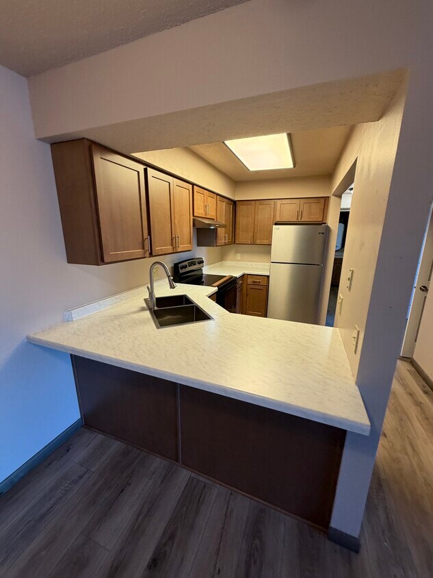 Foto del edificio - Regency Apartments