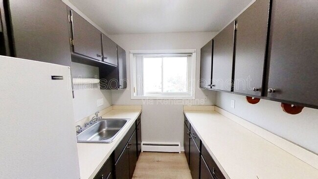 Foto del edificio - 721 Cedarwood Terrace