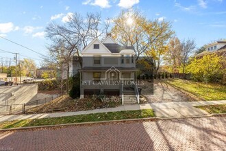 Building Photo - 1076 Ackley St
