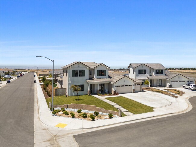 Building Photo - 815 Gilsum Ct