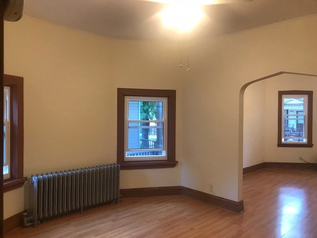 Building Photo - 3065 N Avers Ave