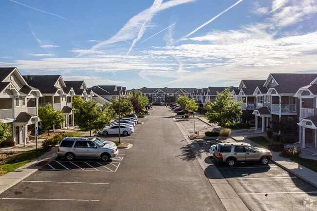 Apartments - THE MEADOWS AT DUNKIRK