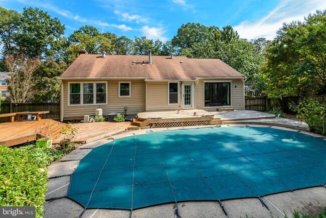 Building Photo - 5006 Mignonette Ct