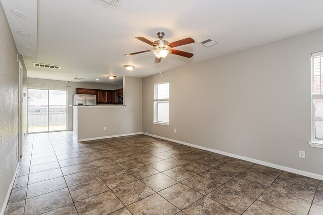 Foto del edificio - 2130 Whittier Dr