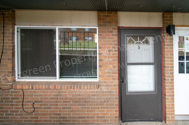 Foto del edificio - 2916-2924 Glendale Dr