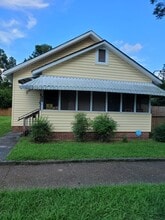 Building Photo - 416 S 15th St