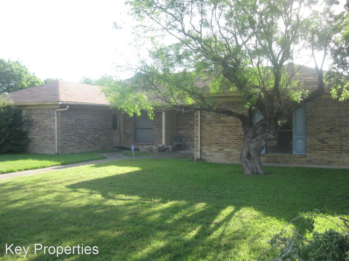 Primary Photo - 2 br, 1.5 bath House - 1003 Poplar Street
