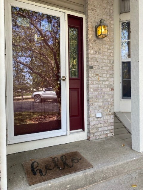 Building Photo - 17617 Horseshoe Ln