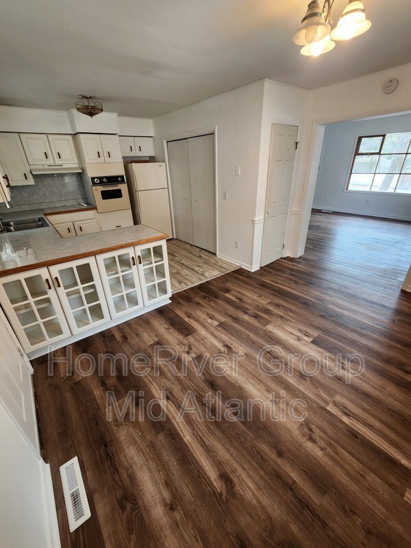 Foto del edificio - 6 Greenwood Ln